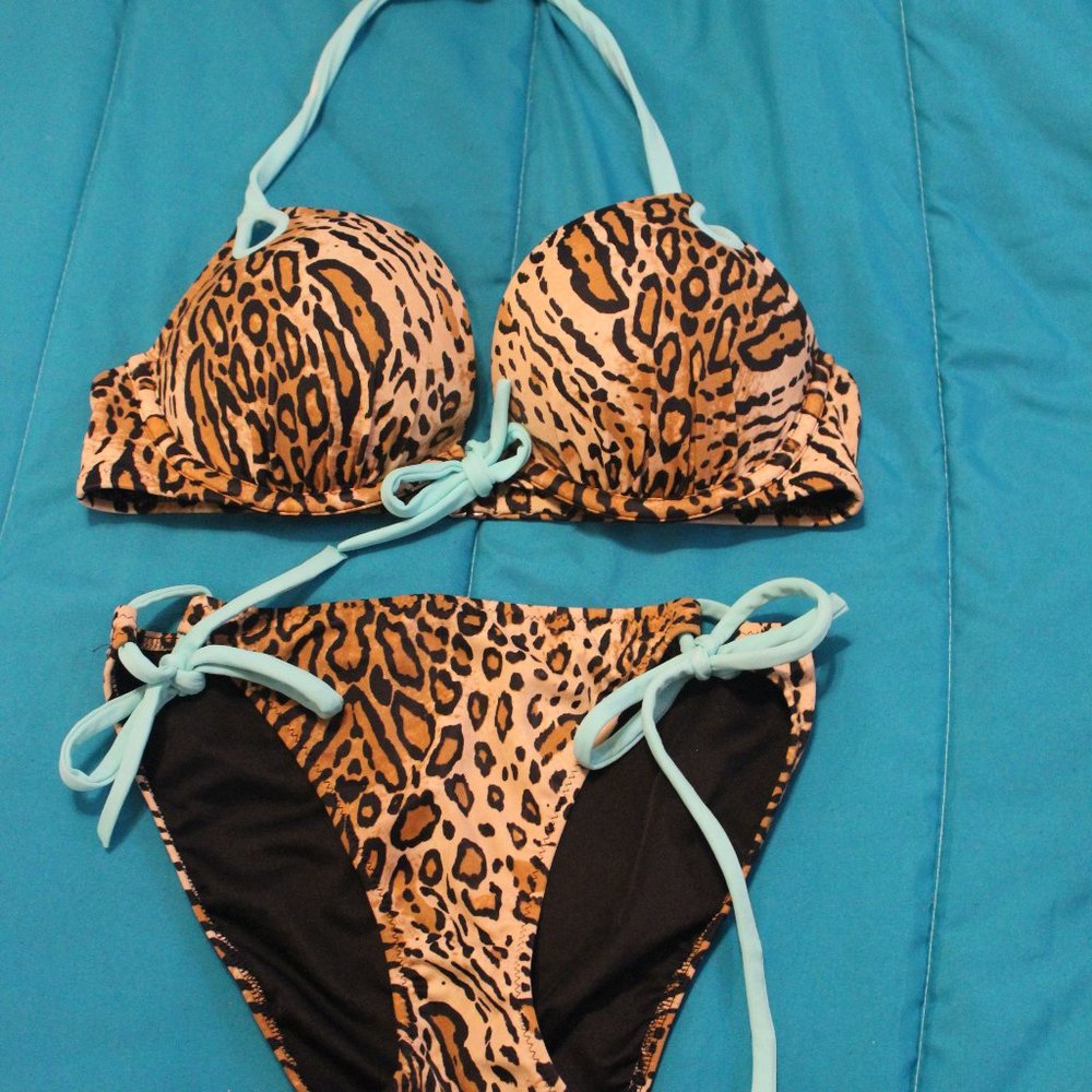 Victoria Secret 2 piece bathing suit